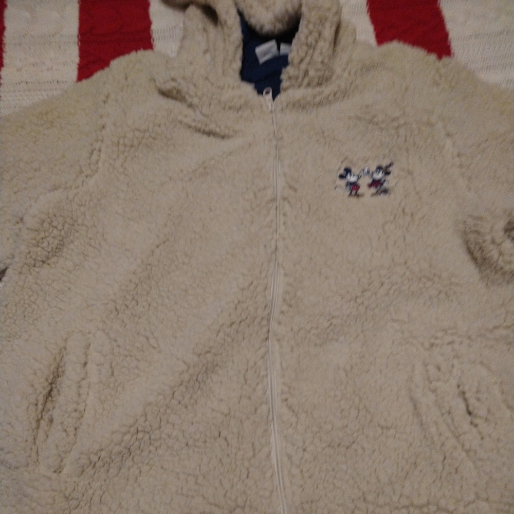New without Tag Disney Mickey & Minnie mouse 3/4 trench coat,size large, tan CLR